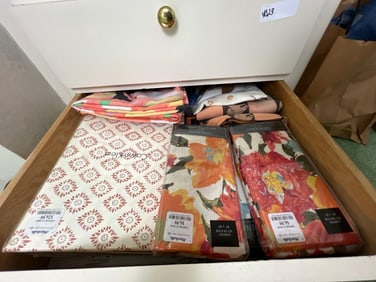 Lot Of Table Linens Including Calvin Klein