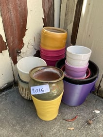 15 Ceramic & Plastic Garden Pots