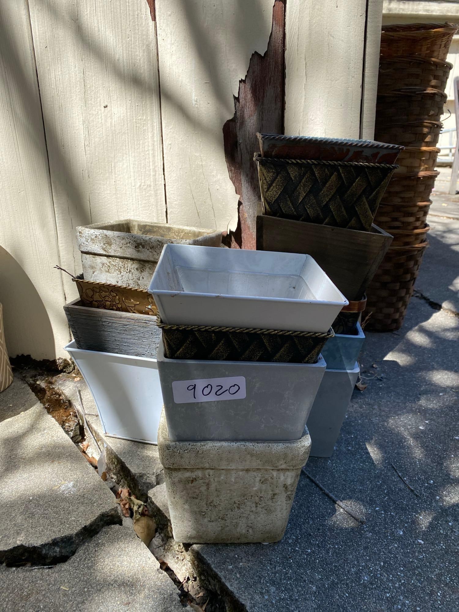 14 Square Garden Pots (1 of 2)