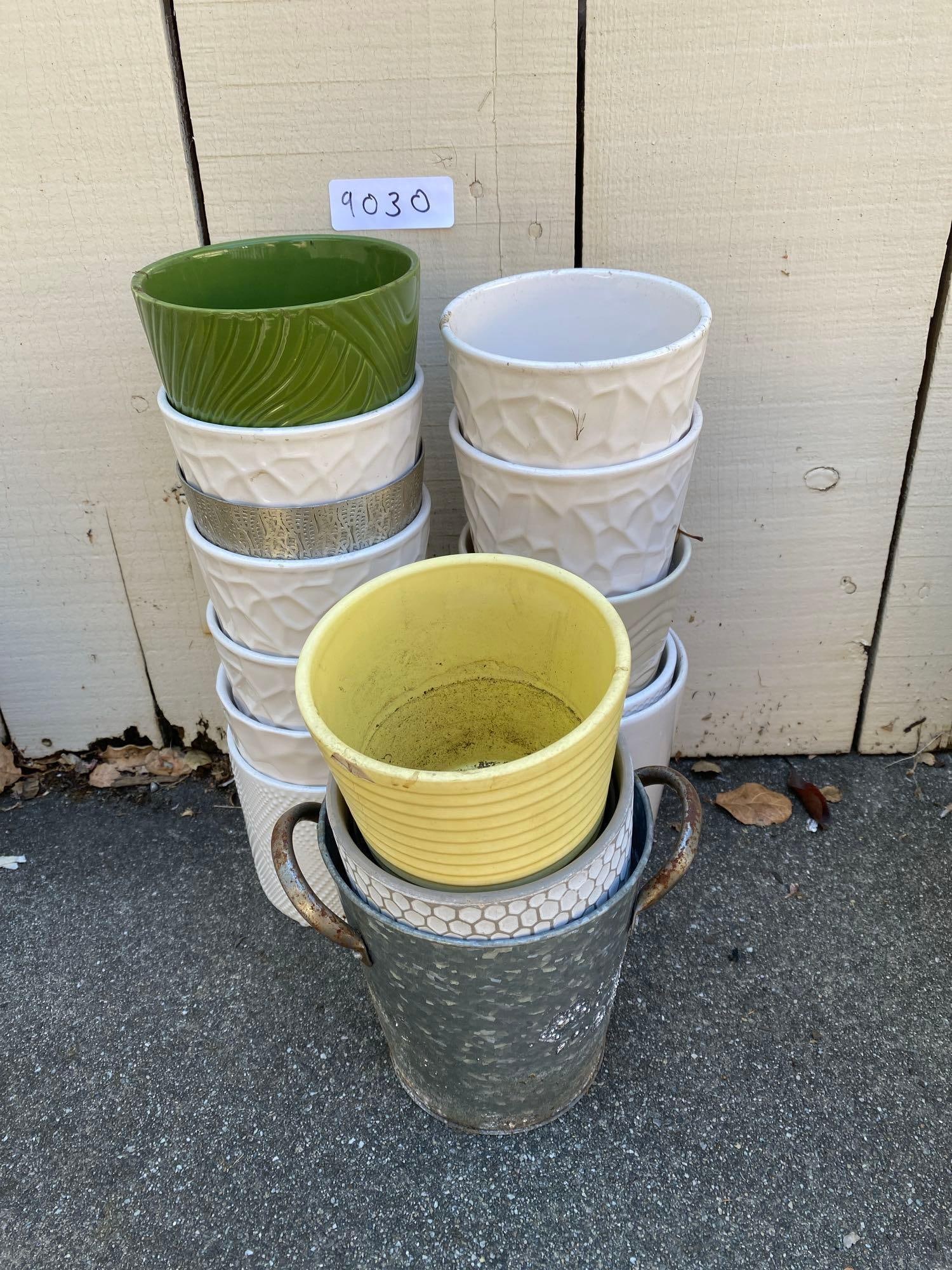 13 Ceramic Pots, 2 Metal Pots (1 of 2)