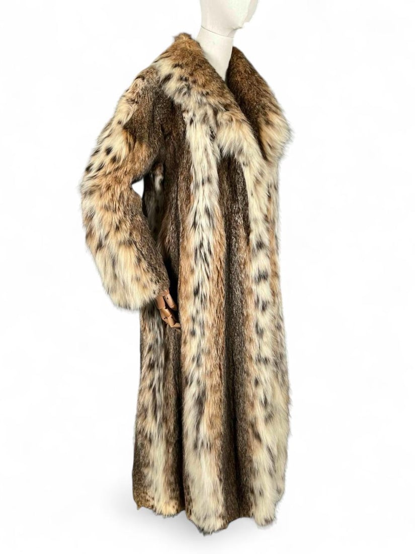 Lynx Full Length Fur Coat (1 of 13)