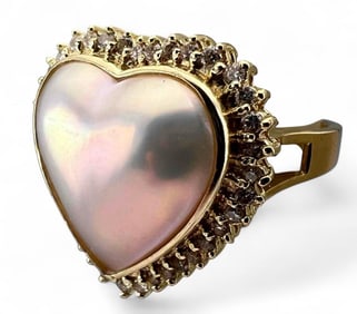 14K Heart Shaped Mabe Pearl Diamond Ring