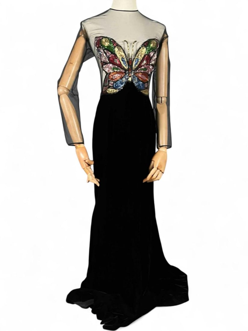 Oscar De La Renta Sheer Beaded Butterfly Gown: Oscar De La Renta Sheer Beaded Butterfly Gown. Marked size 8. Bust approximately 35.0in. Waist approximately 26.0in. Hip approximately 36.0in. Sleeve length 27.5 inches. Total length 58.5 inches. All