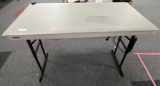 Ten Tier Stationary Metal Shelf