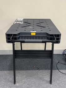DeWalt Plastic Work Bench