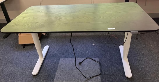 Black Top Sit Stand Desk