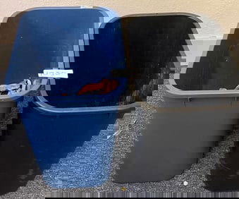 Garbage and Recycle Bins