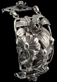 Older Sterling Silver Floral Bracelet
