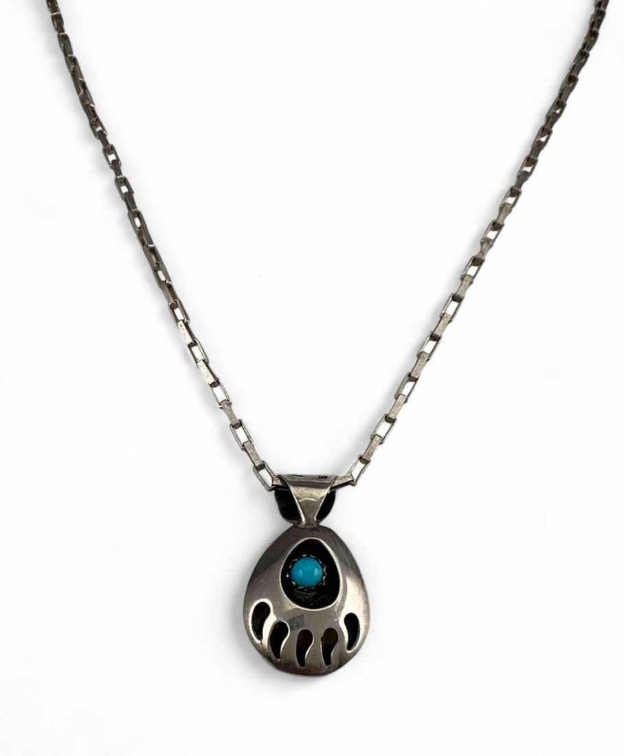 Andrew Henry Native American Sterling Silver Double Sided Bear Paw Necklace (1 of 8)