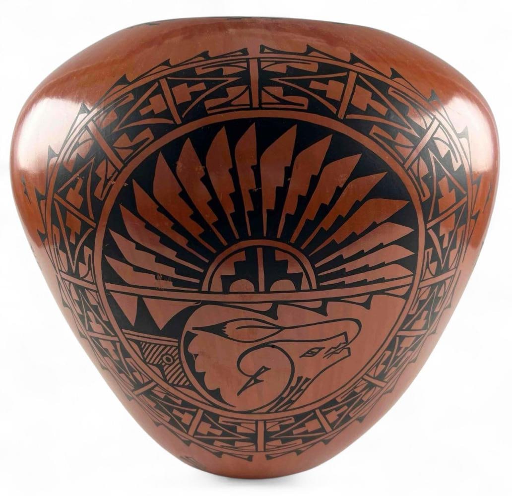 Maxine Andrew, Jemez Pueblo Pottery Vase (1 of 13)