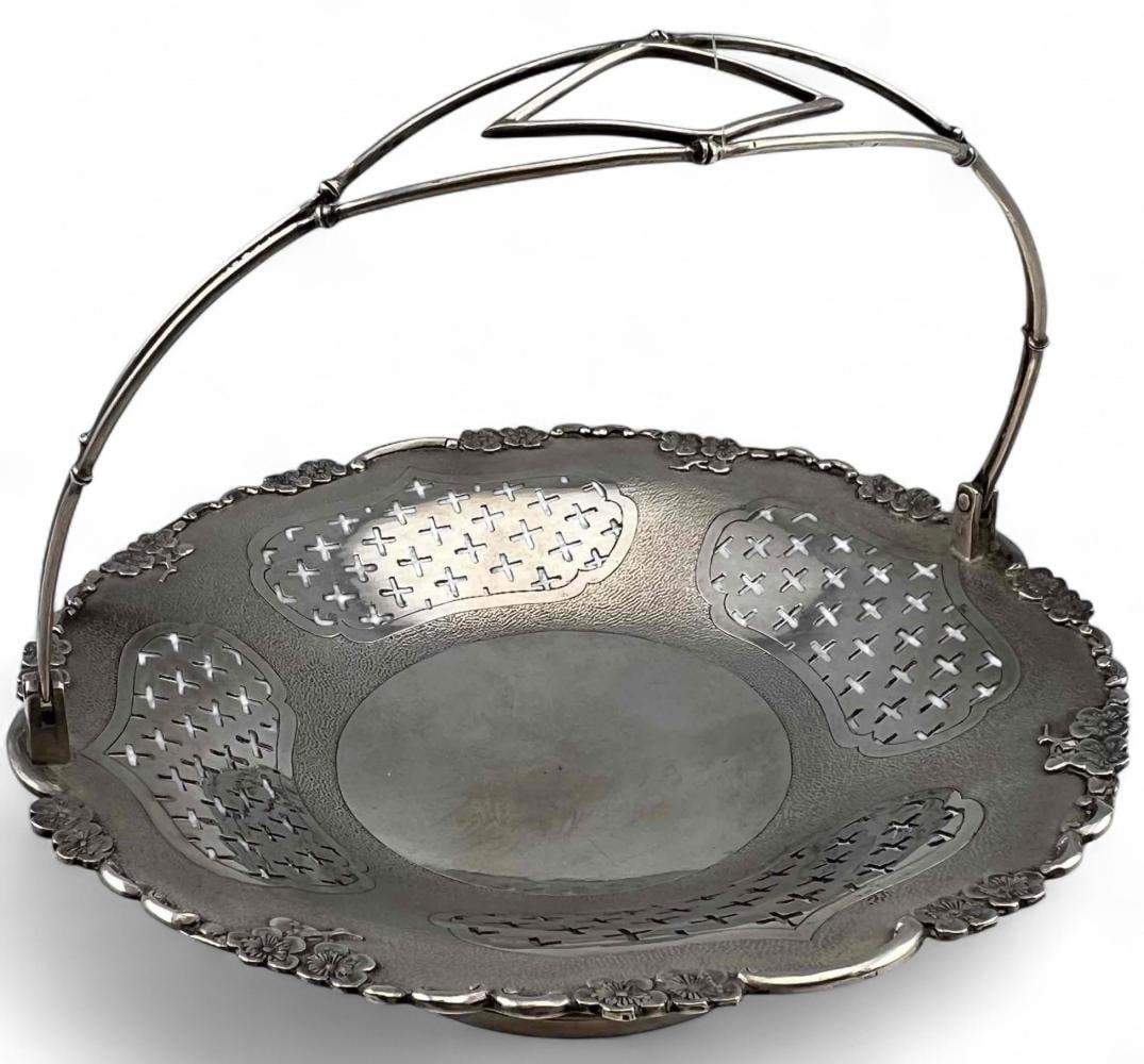 Sterling Silver Handled Dish (1 of 9)