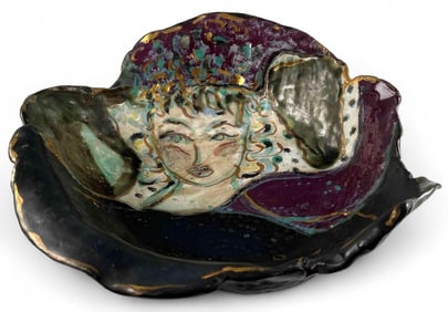 Marianne de Hatten Groh ( French-American, 1935-2025), Ceramic Centerpiece Bowl. Signed at base