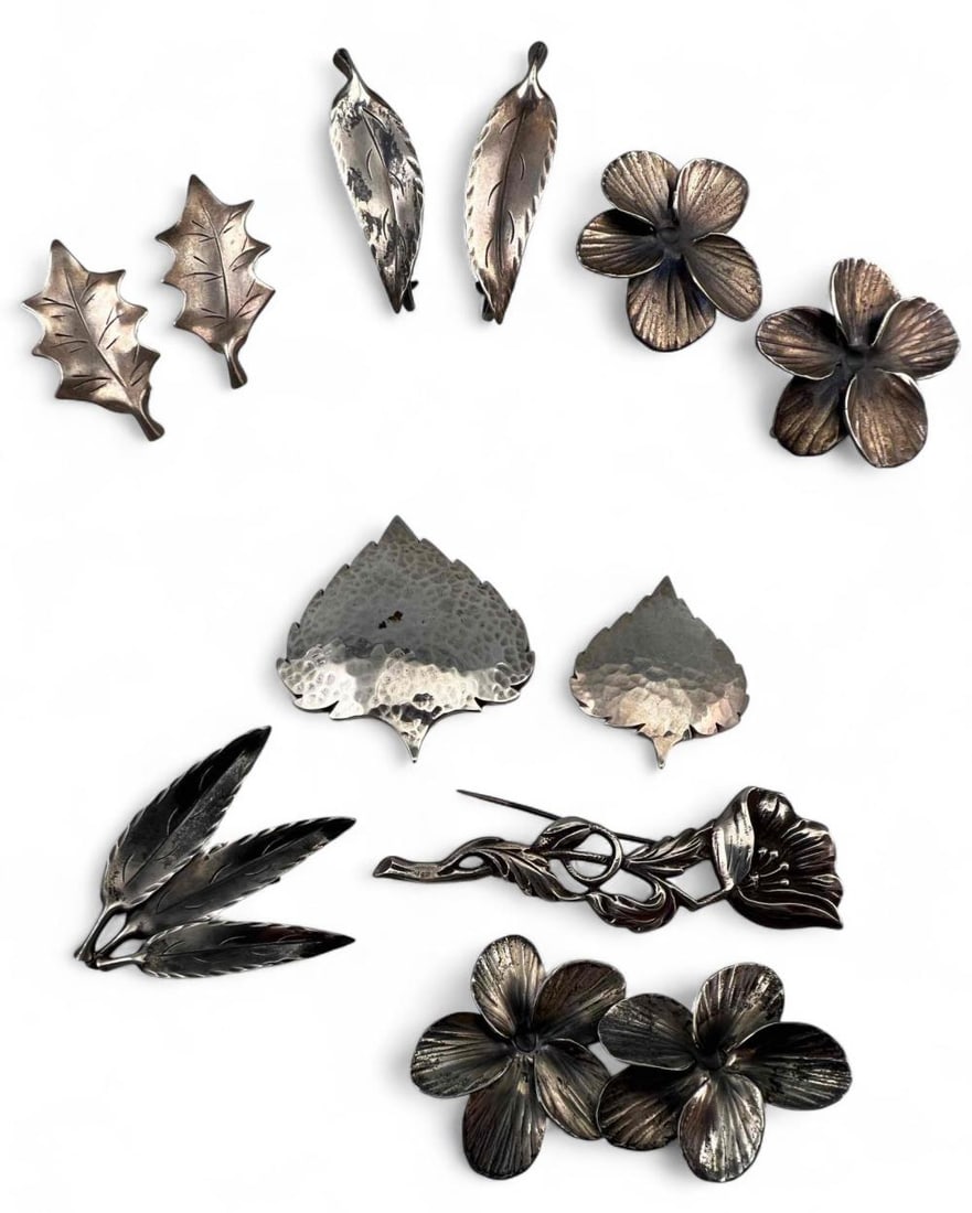 Silver Botanical Themed Jewelry (1 of 14)