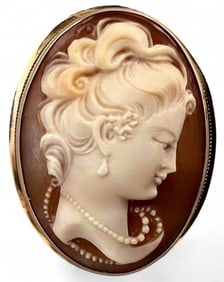 14K Shell Cameo Pendant Brooch