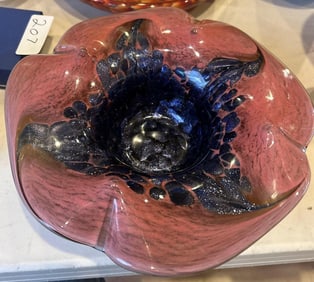 Hand Blown Art Glass Ruffled Edge Bowl With Gold Flecks