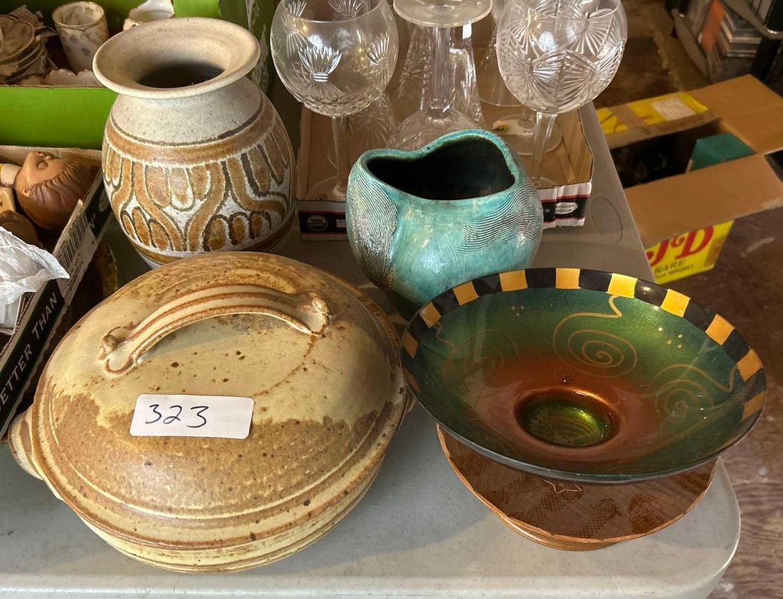 Grouping Ceramics & Glassware Including Mid-Century Modern Items (1 of 6)