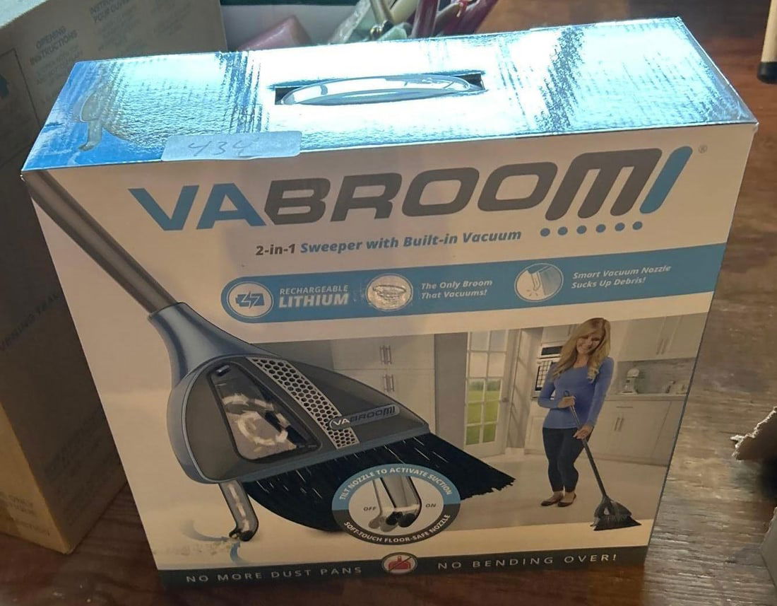 Vabroom Sweeper Vacuum In Box (1 of 1)