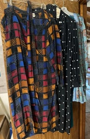 Lot Of Ladies Vintage Clothing, Approximate Size L-Xl