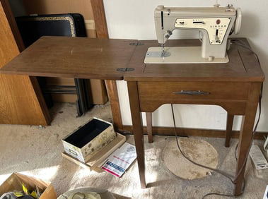 Mid Century Singer Sewing Machine & Stand