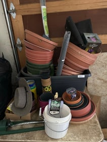 Planter Pots & Gardening Supplies