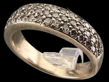 14K White Gold Diamond Ring