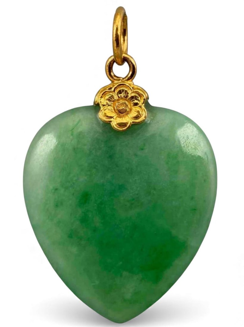 24K Apple Green Jade Heart Pendant (1 of 5)