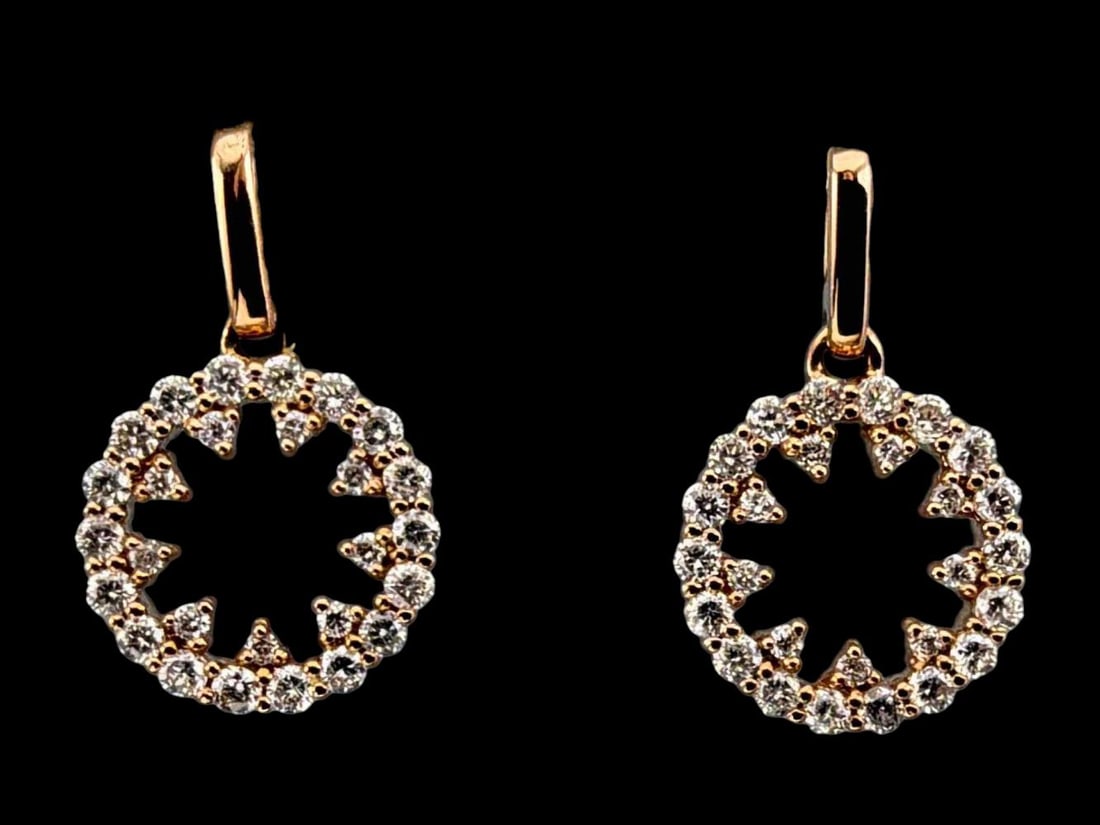Crivelli 18K Rose Gold Diamond Earrings: Crivelli 18K Rose Gold Diamond Earrings, 2.0g. Marked 750. Includes original case. Approximately 15.0L x 8.6W mm. ALL CREDIT CARDS WILL ME MANUALLY VERIFIED PRIOR TO SHIPMENT.FOR SHIPPING: You may rea