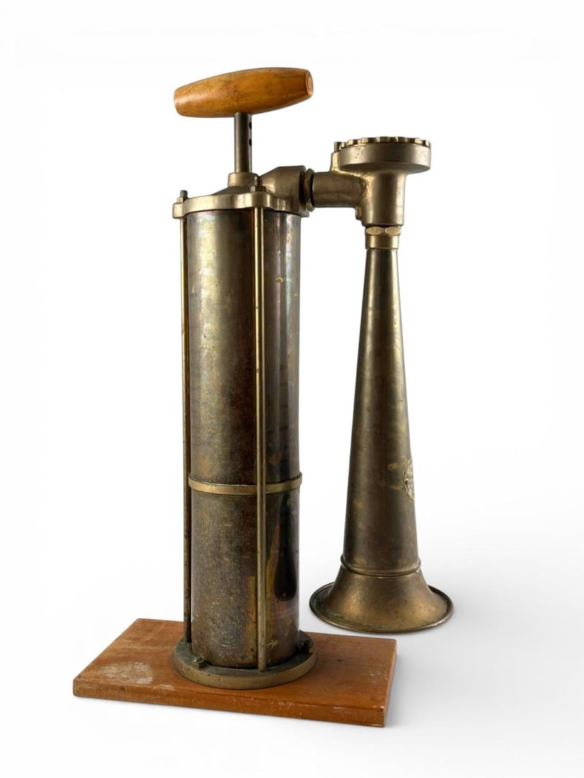 Tyfon Swedish Ship's Foghorn (1 of 10)