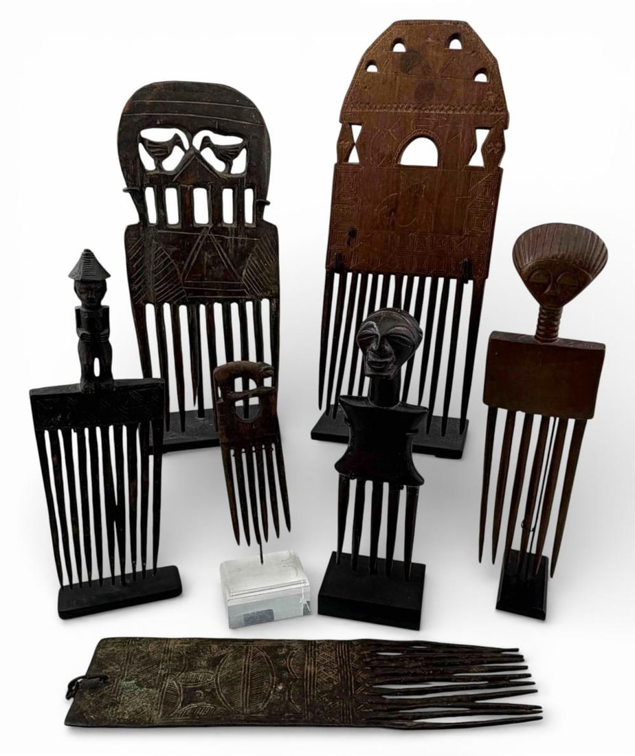 Grouping Of African Tribal Hair Combs, Including Ashani, Tchokwe, Songye (1 of 19)