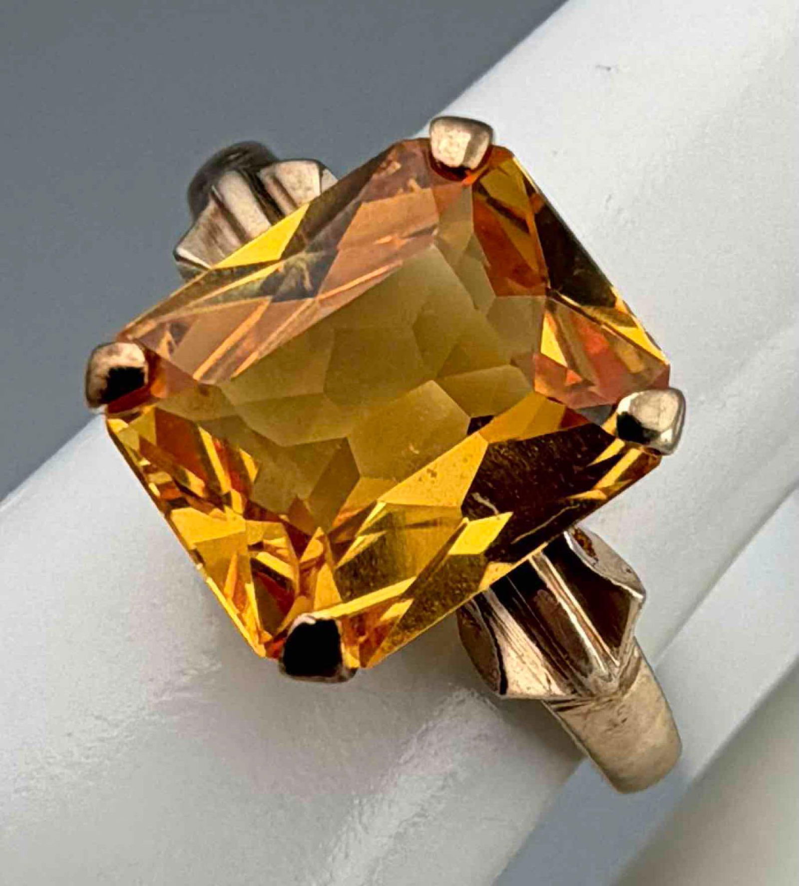 10K Citrine Ring (1 of 5)