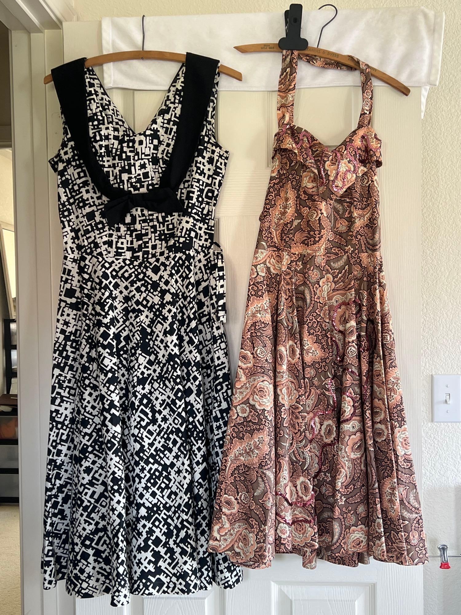 Two Vintage Circa 1950s Cotton Circle Skirt Dresses: Two vintage circa 1950s cotton circle skirt dresses. Approximate size Extra small to small