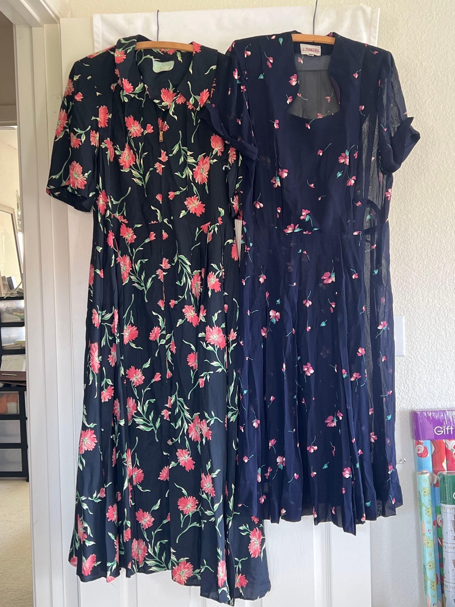 Two Vintage 1940s To 1950s Floral Dresses (1 of 7)