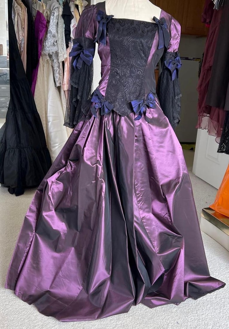 Victorian Inspired Black And Purple Costume Dress: Victorian inspired black and purple costume dress. Approximate size medium.