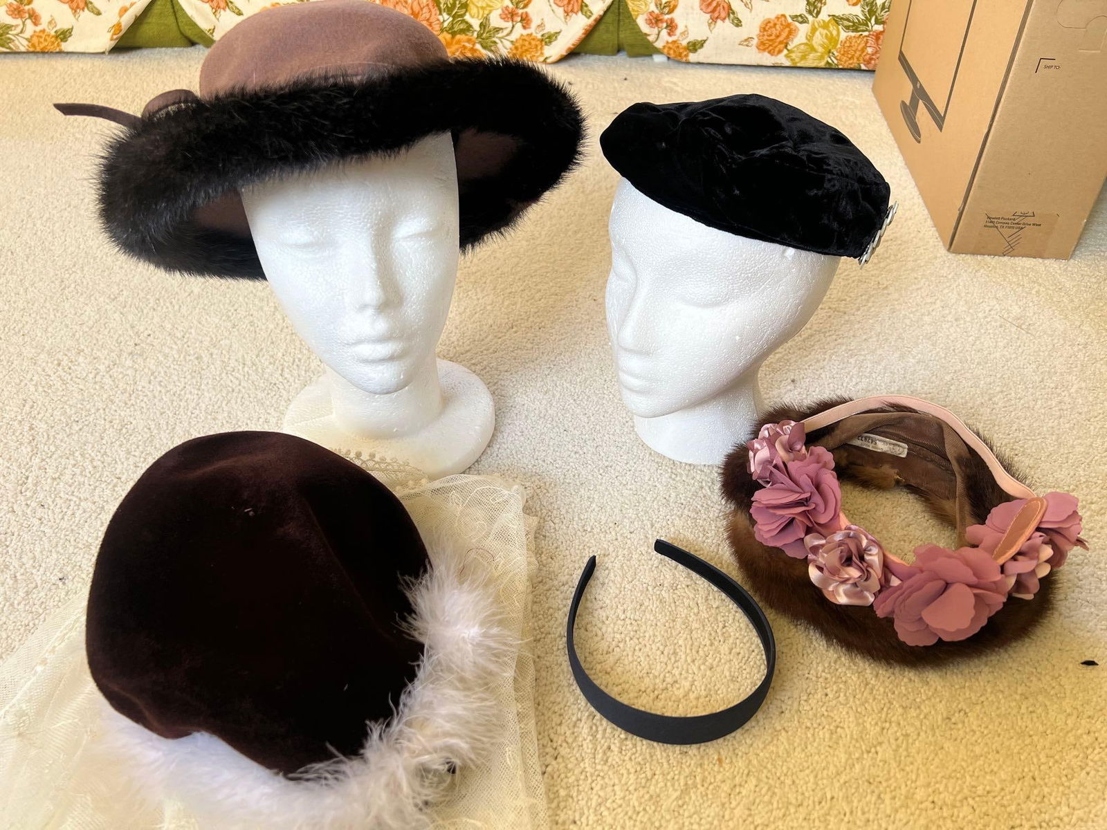 Vintage Hats & Other Hair Accessories (1 of 8)