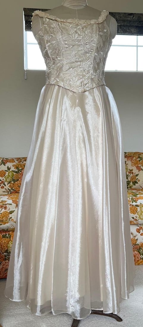 Ivory Colored A-Line Evening Gown (1 of 5)