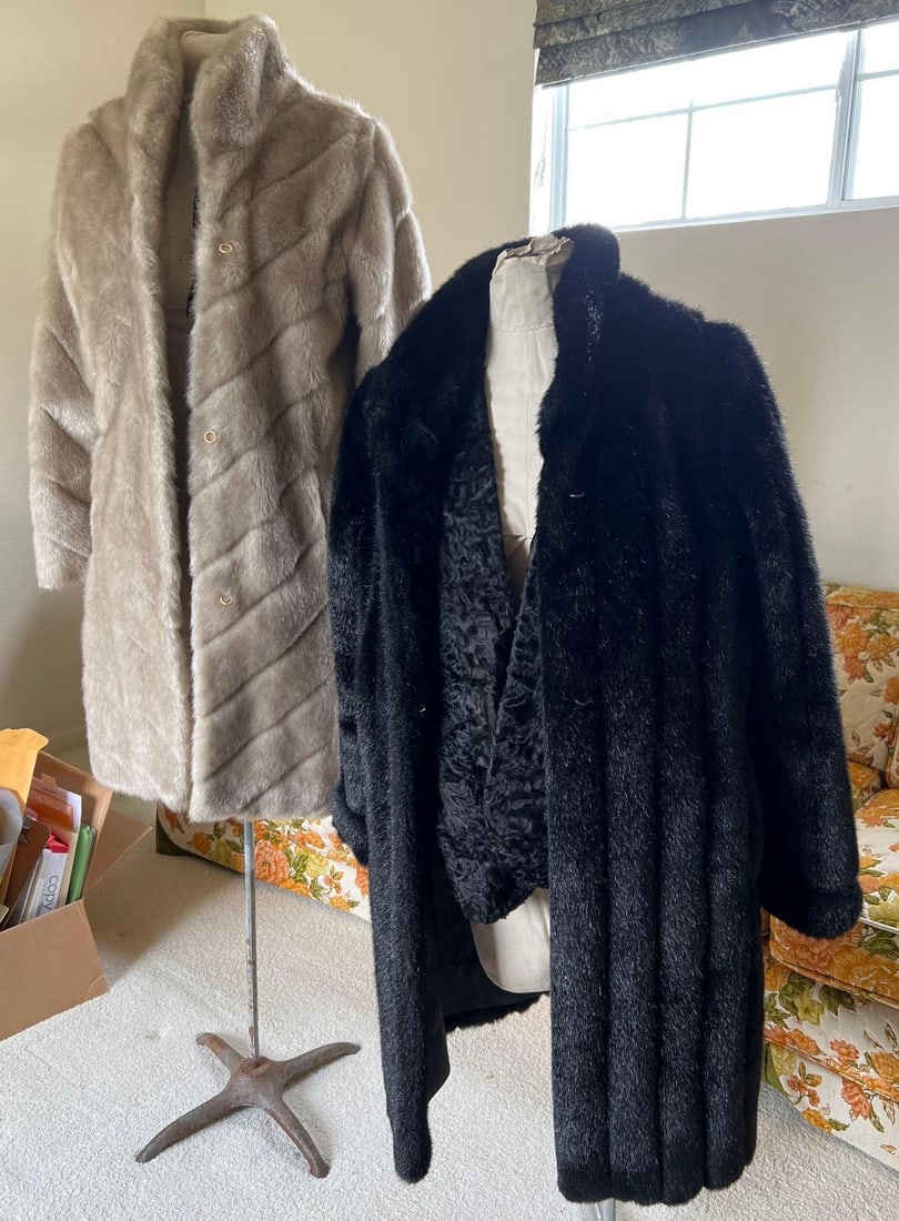 Two Faux Fur Coats & Curly Lamb Stole (1 of 7)