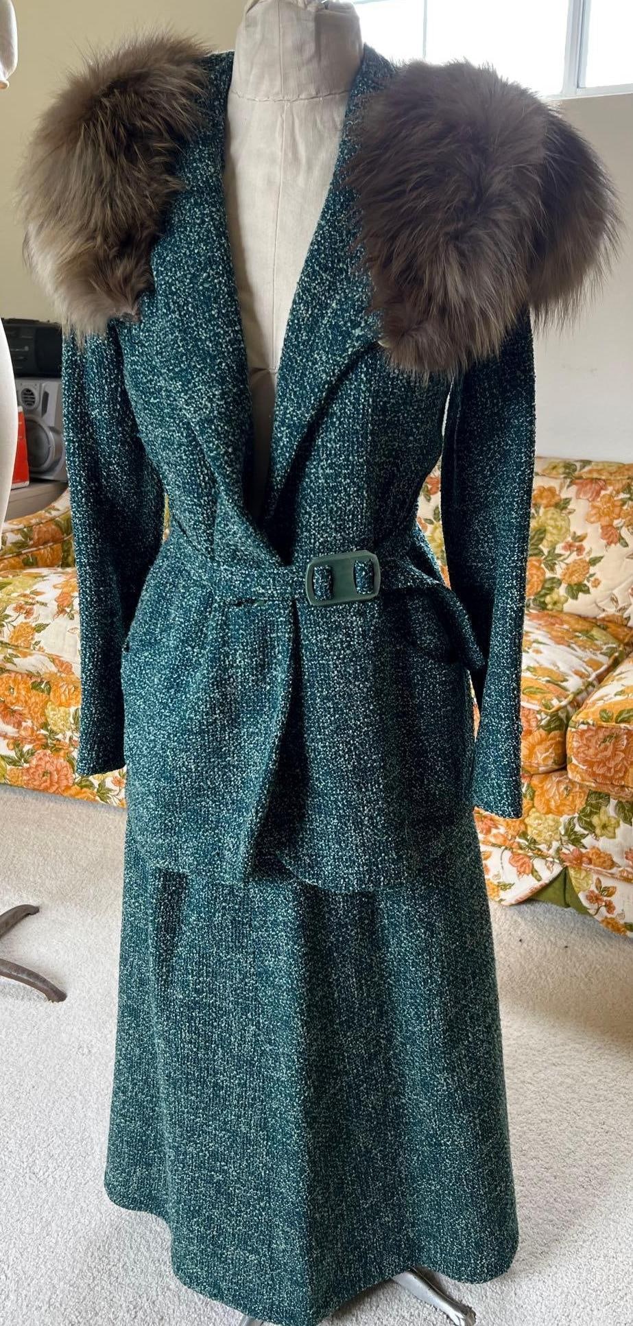 Vintage Art Deco, Two-Piece Wool Skirt Suit With Fox Fur Collar (1 of 5)