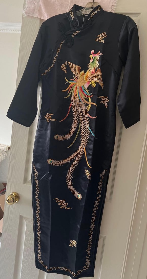 Asian Dress With Metallic Thread Embroidered Phoenix Design: Asian dress with metallic thread embroidered phoenix design. Marked size 38. Approximate size medium.