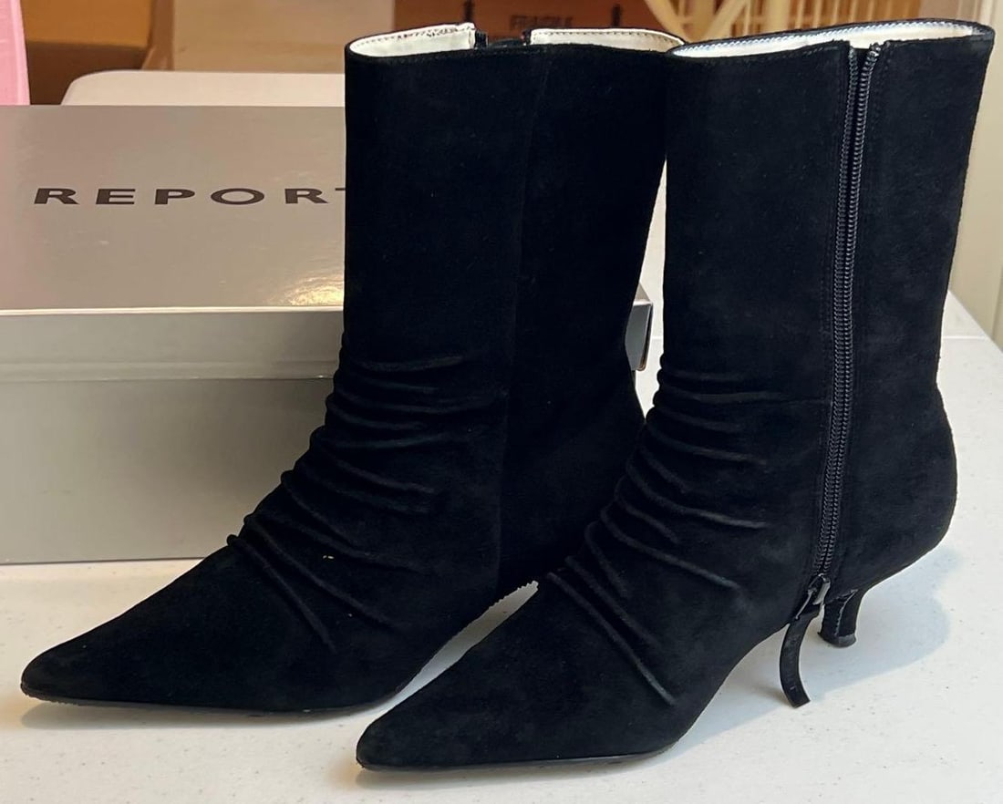 Report Attitude Black Suede Boots, Sz (1 of 4)