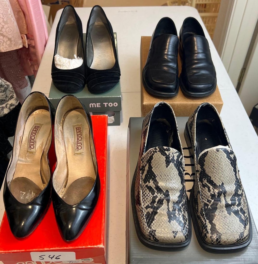 Four Pairs Of Woman's Shoes Shoes (1 of 9)