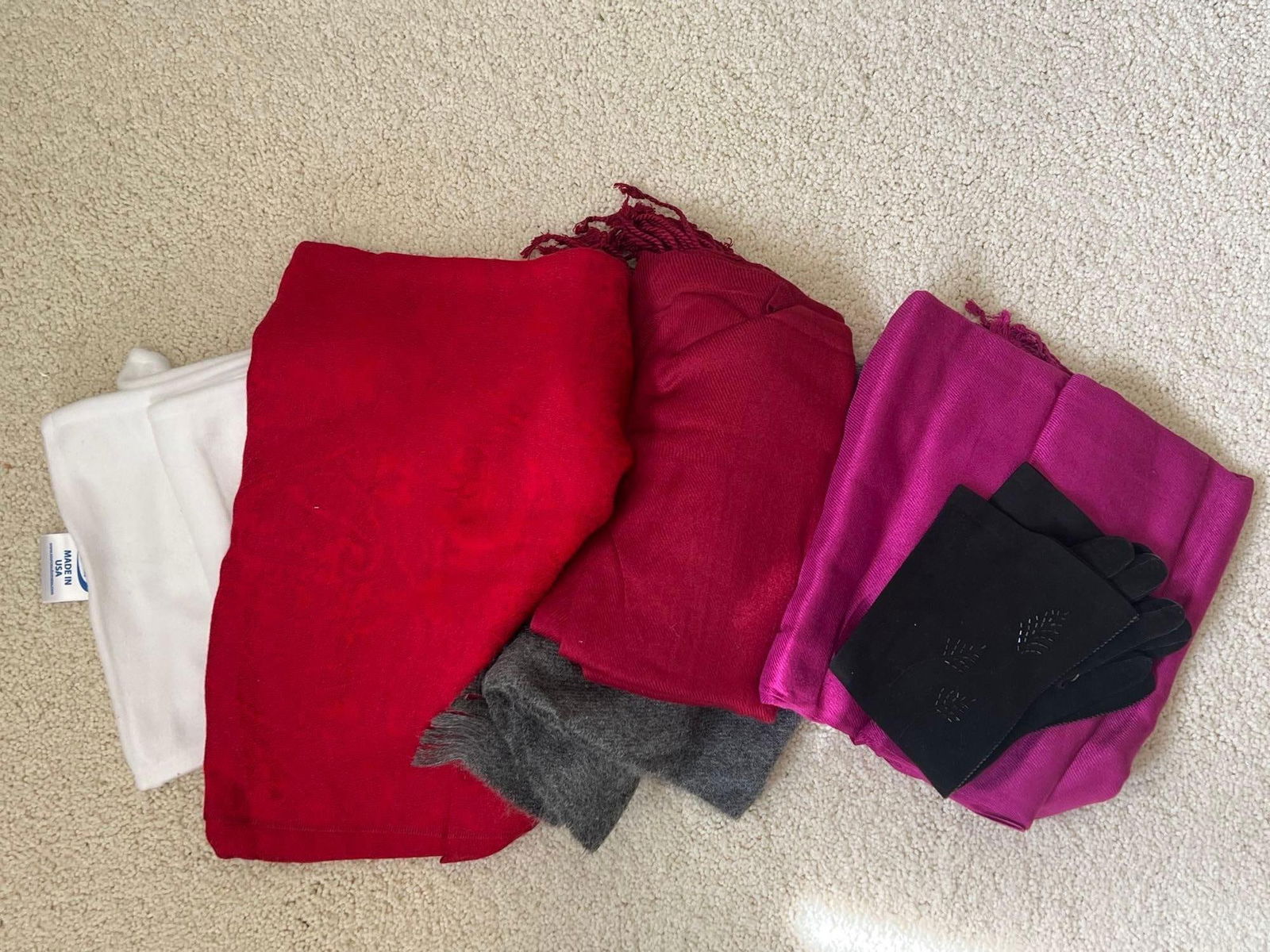 Lot Of Scarves, Including Pashmina (1 of 3)