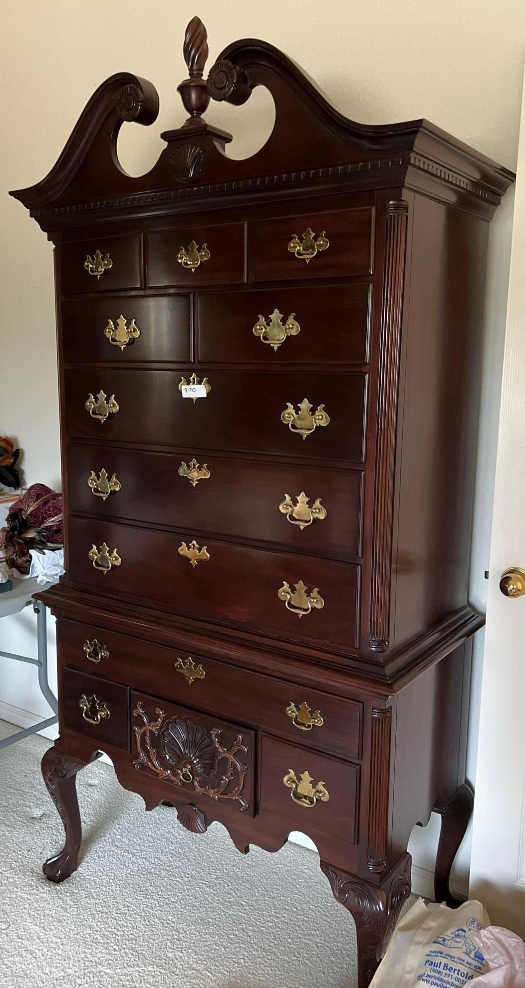 Pennsylvania House Mahogany Queen Anne Bonnet Top Highboy: Pennsylvania House Mahogany Queen Anne Bonnet Top Highboy. Two pieces, approximately 80 x 40 x 20". Please note that piece will need to be moved down stairs by winning bidder.