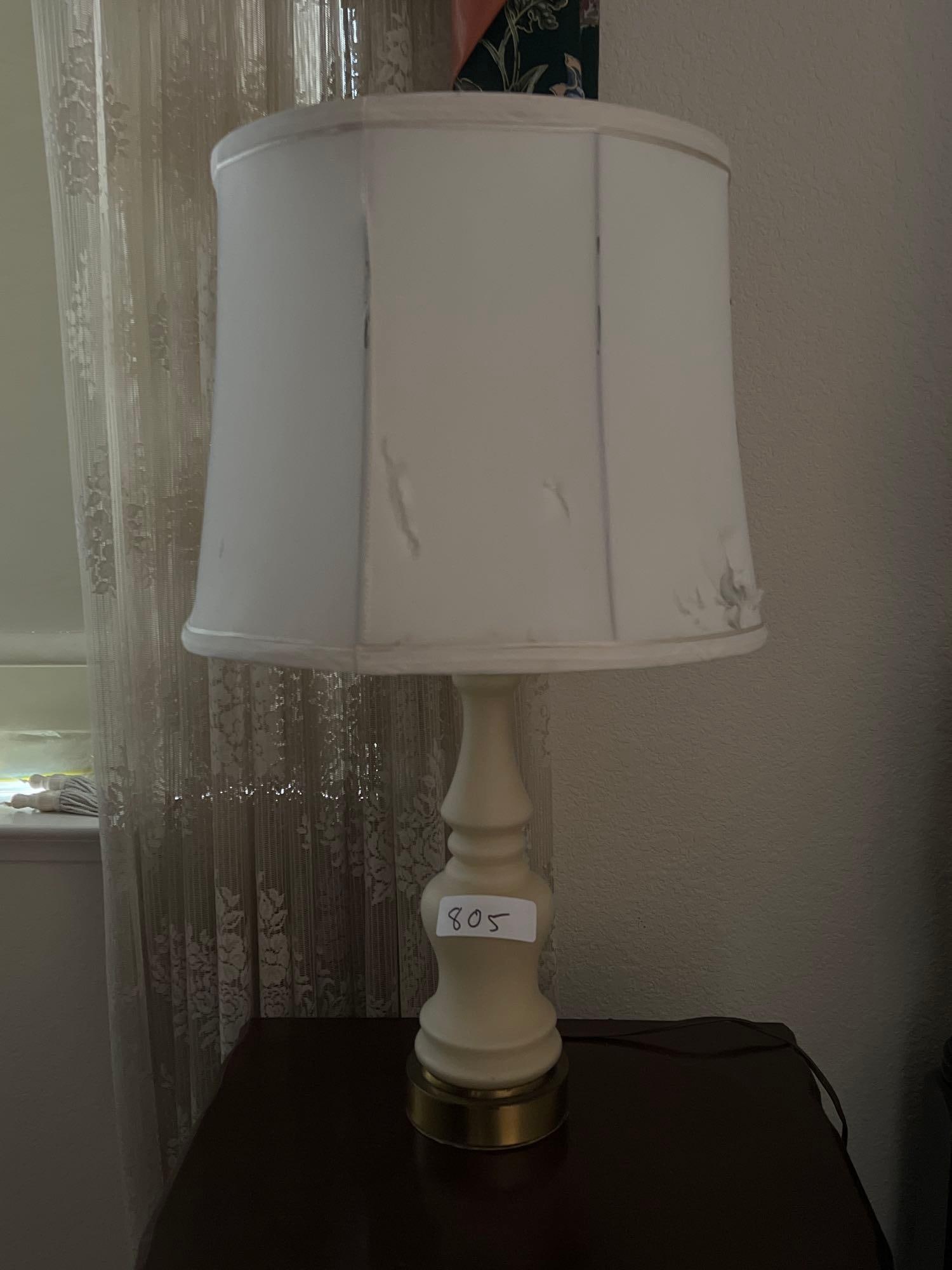 Table Lamp (1 of 2)