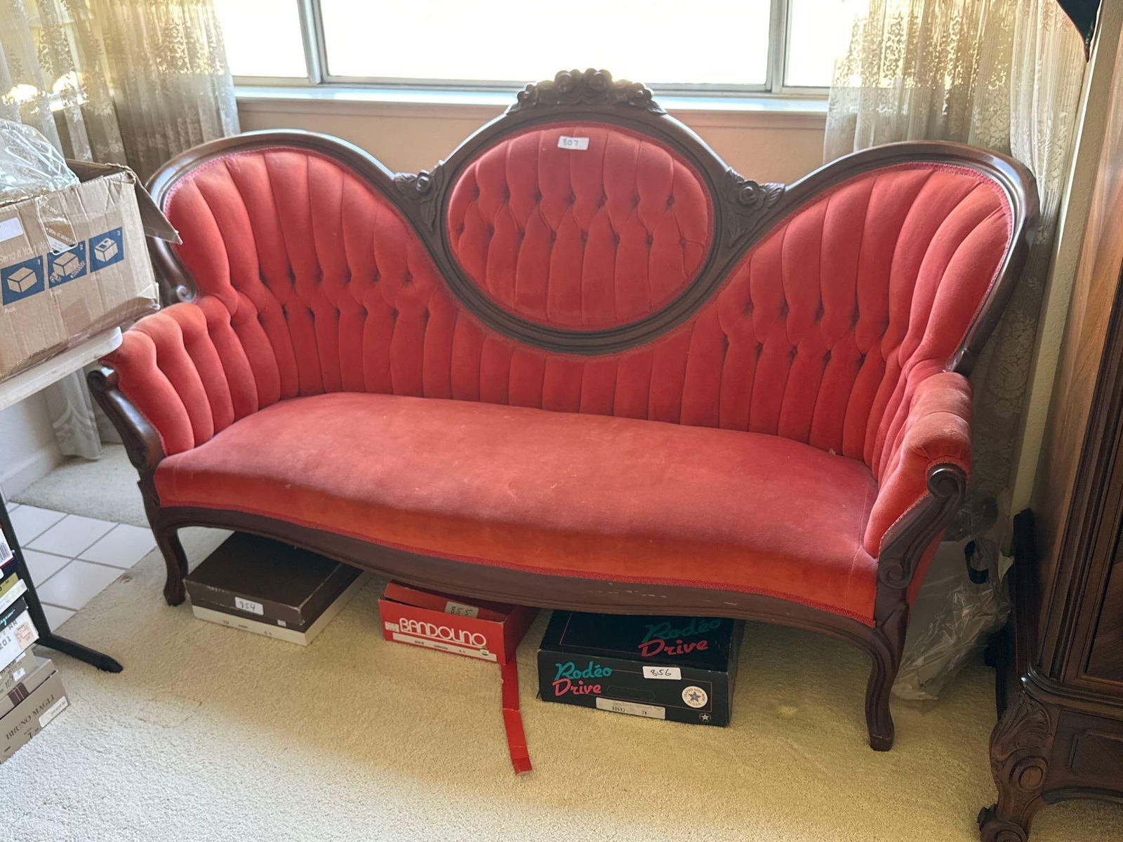 Antique Tufted Settee With Mediallion Center And Carved Flowers (1 of 9)