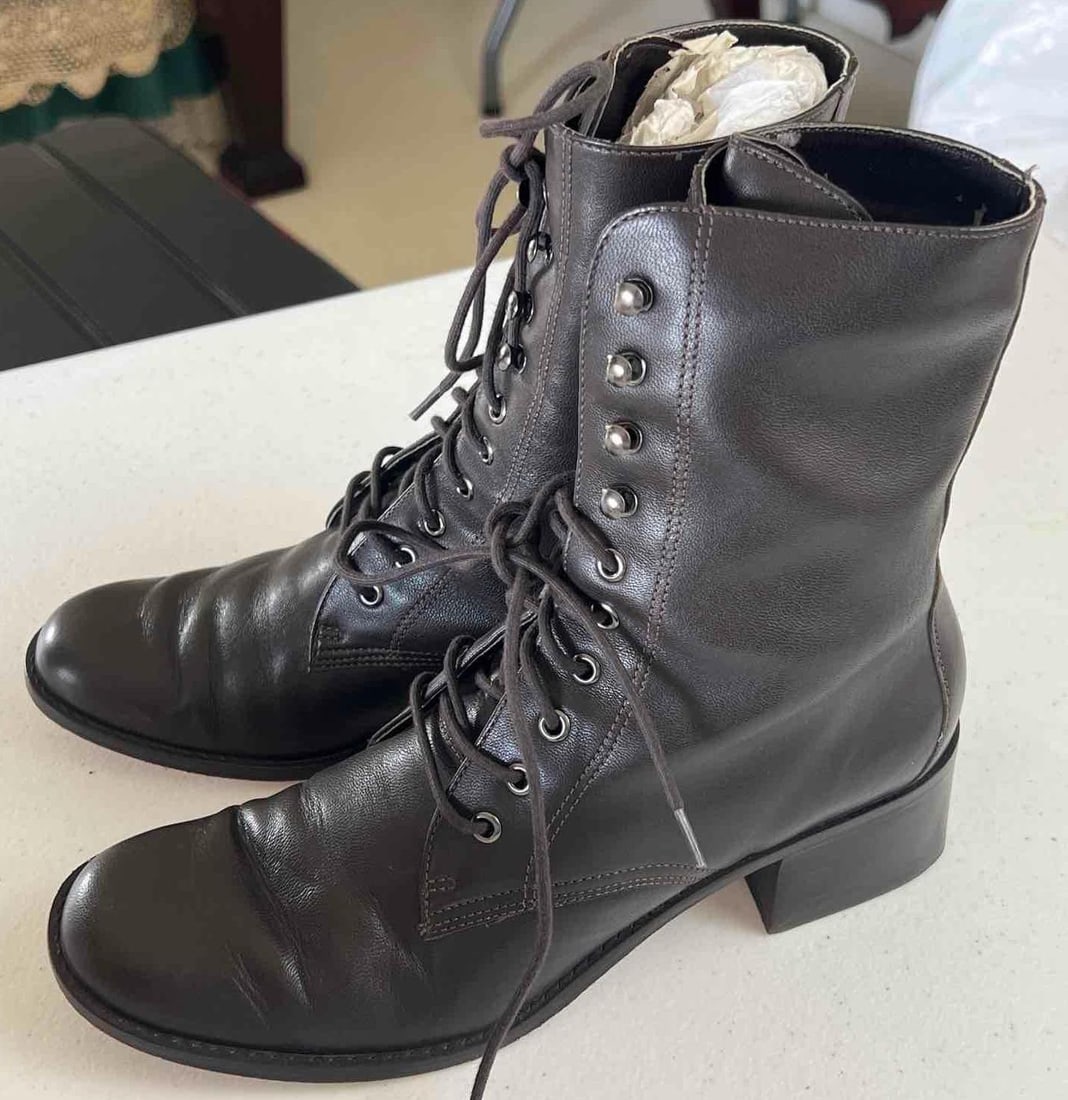 Brown Leather Antique Inspired Lace-Up Boots, Size 6 1/2 (1 of 3)