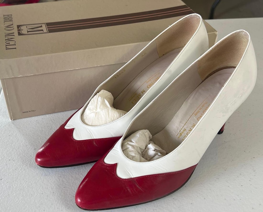 Bruno Magli Leather Heels (1 of 3)