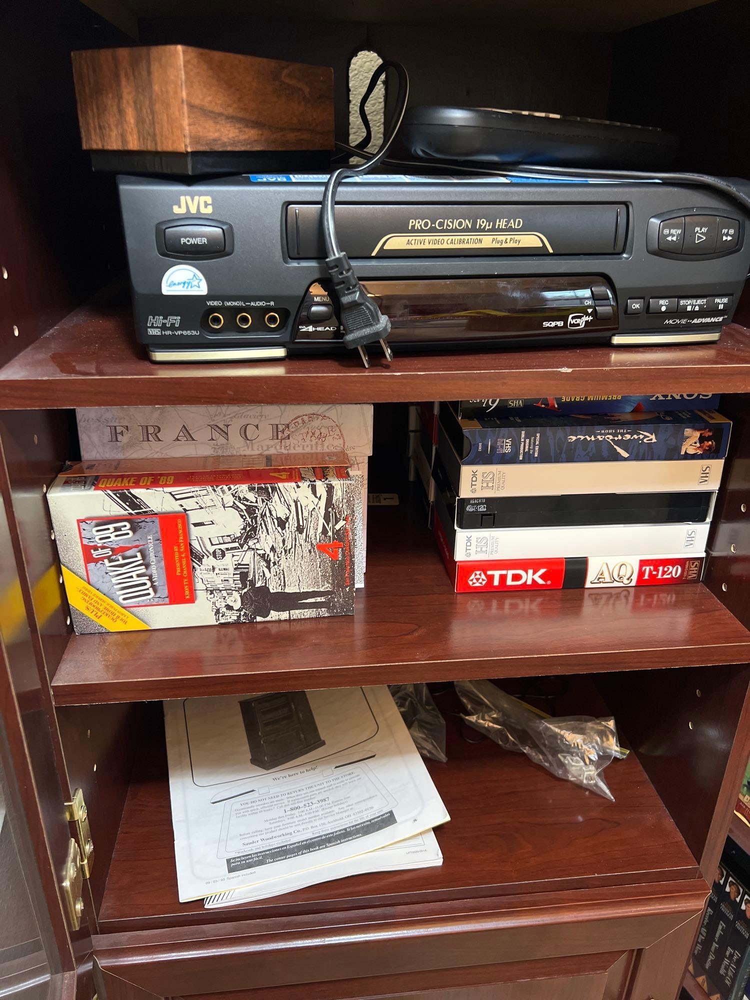 Jvc Video Player With Remote - 2