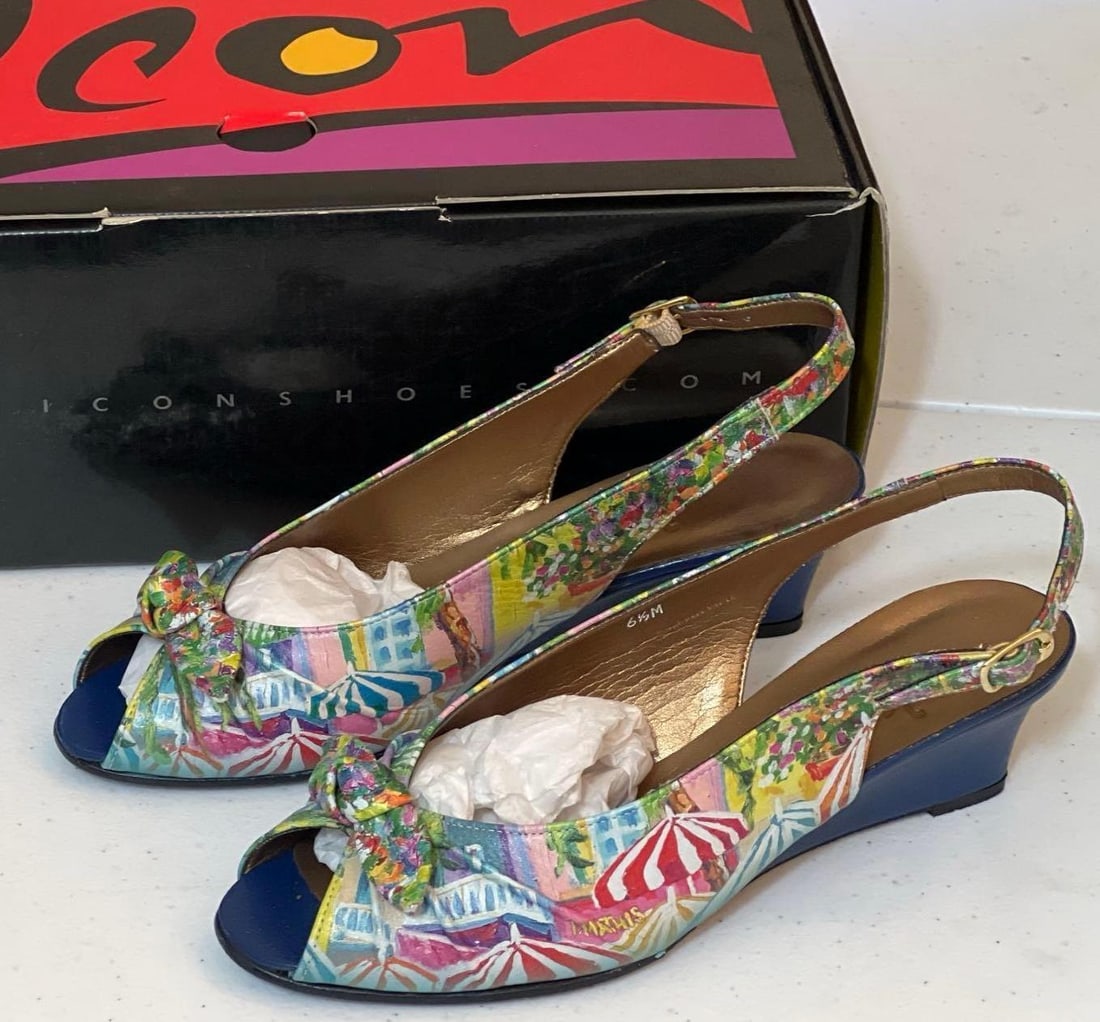 Women's Icon Peep Toe Pumps, Size 6 1/2 (1 of 4)