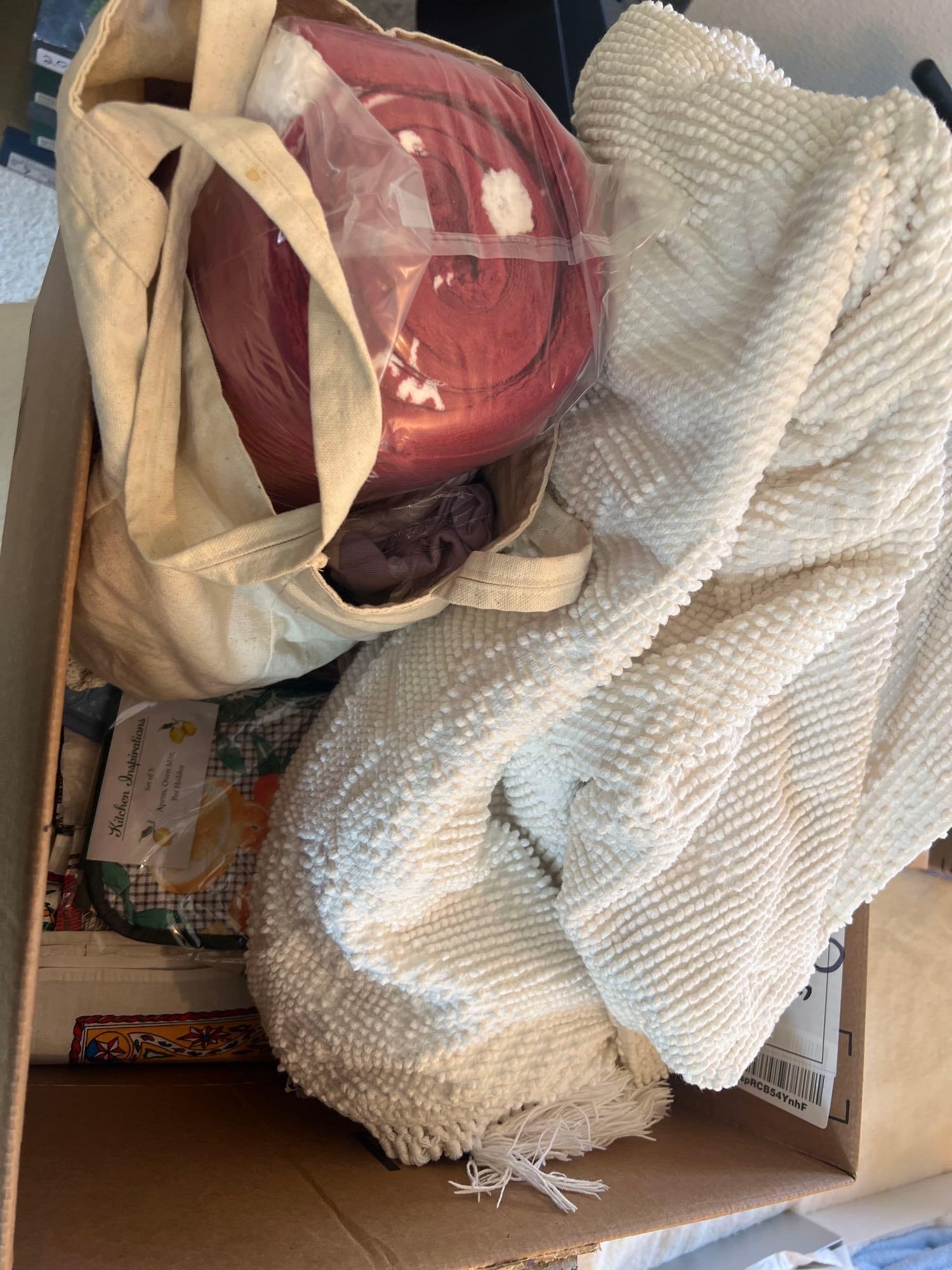 Vintage Full-Size Chenille Bedspread And Other Linens (1 of 4)