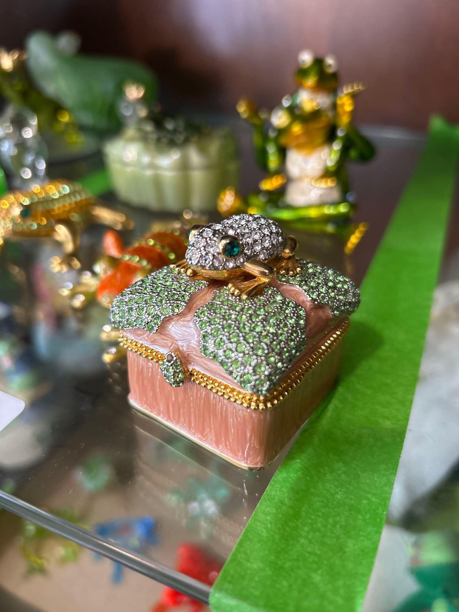 Decorative Miniature Frog Boxes - 2